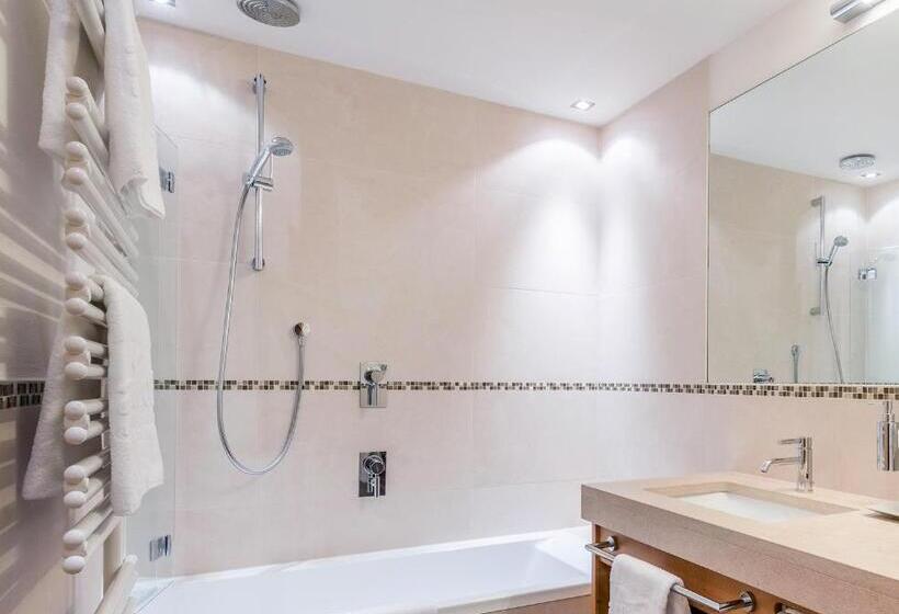 سوییت جونیور با بالکن, Auenhof