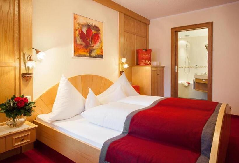 חדר בסיסי, Auenhof