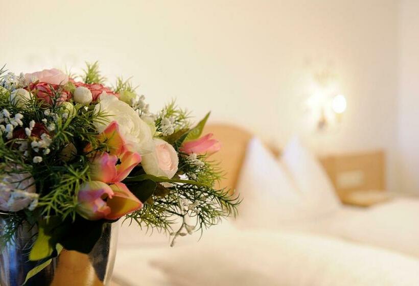 Номер Deluxe с Балконом, Blattlhof