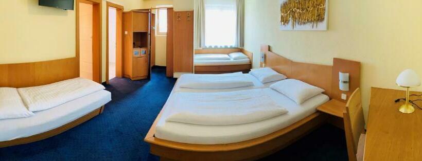 اتاق استاندارد چهار تخته, Charlotte