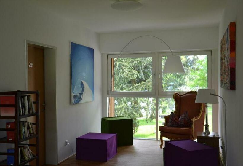 חדר סטנדרט, Das Grafengut