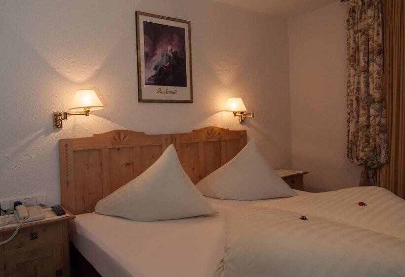 غرفة عائلية, Edelweiß Schlössl