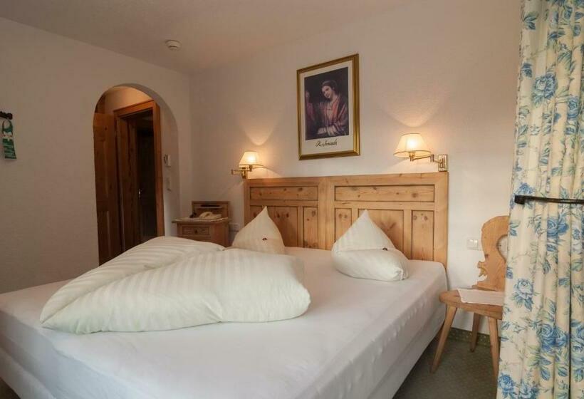 غرفة كومفورت, Edelweiß Schlössl