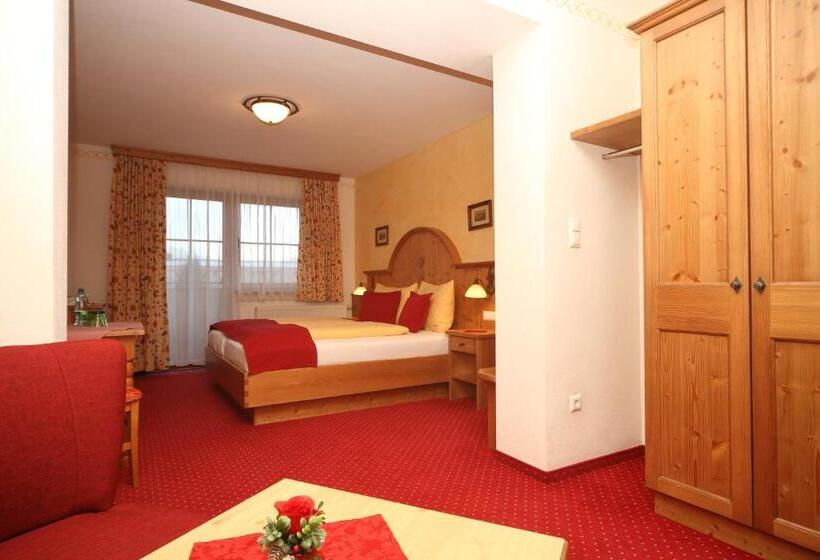 バルコニー付きスタンダードルーム, Garni Landhaus Trenkenbach