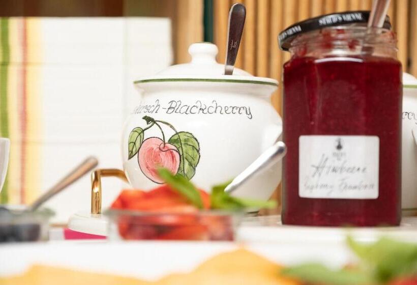 Номер Стандарт Трехместный, Gasthof Neuwirt