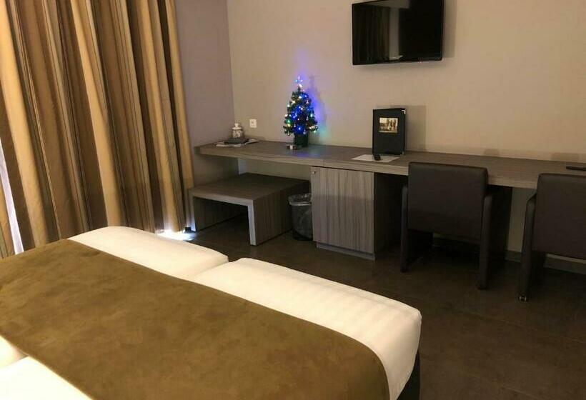 스탠다드 룸, Gemeente Huis