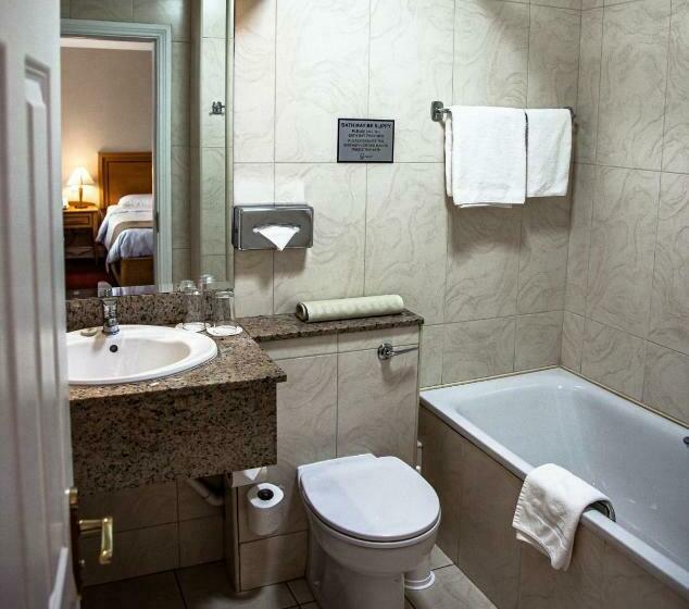 标准间, Gullane S