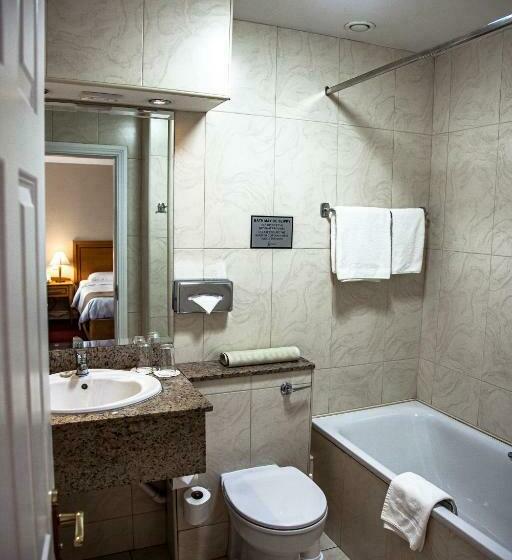 标准间, Gullane S