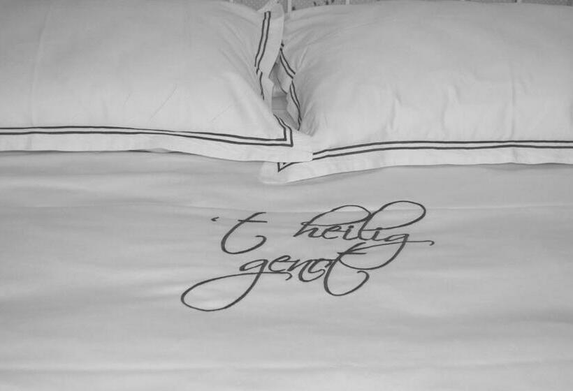 デラックスルーム, Het Heilig Genot