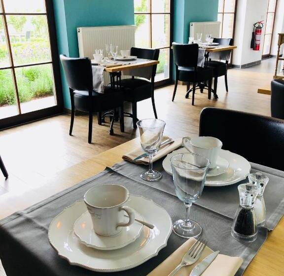 コンフォートルーム, Het Heilig Genot