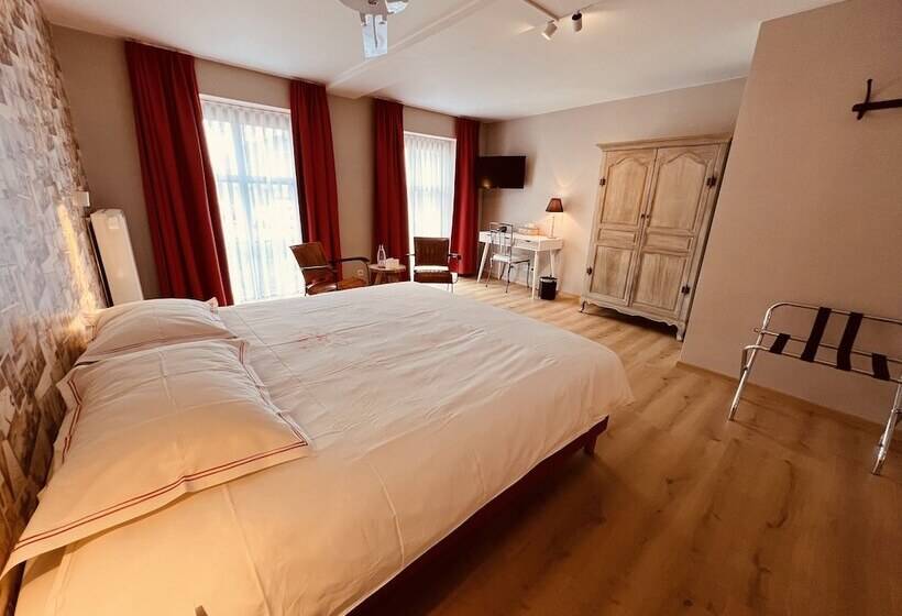 デラックスルーム, Het Heilig Genot