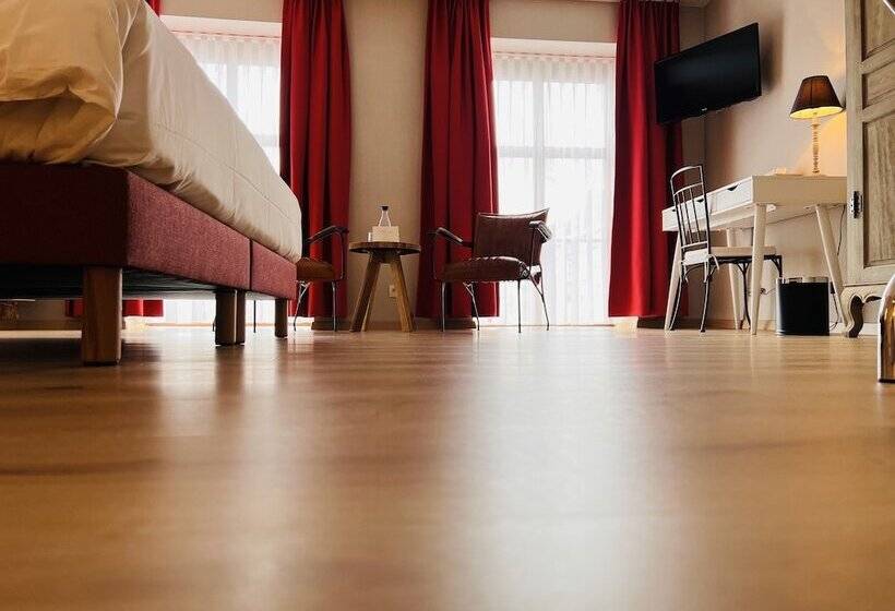 デラックスルーム, Het Heilig Genot