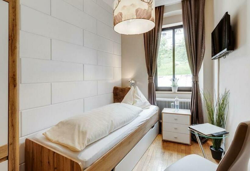 اتاق استاندارد یک نفره, Himmelreich