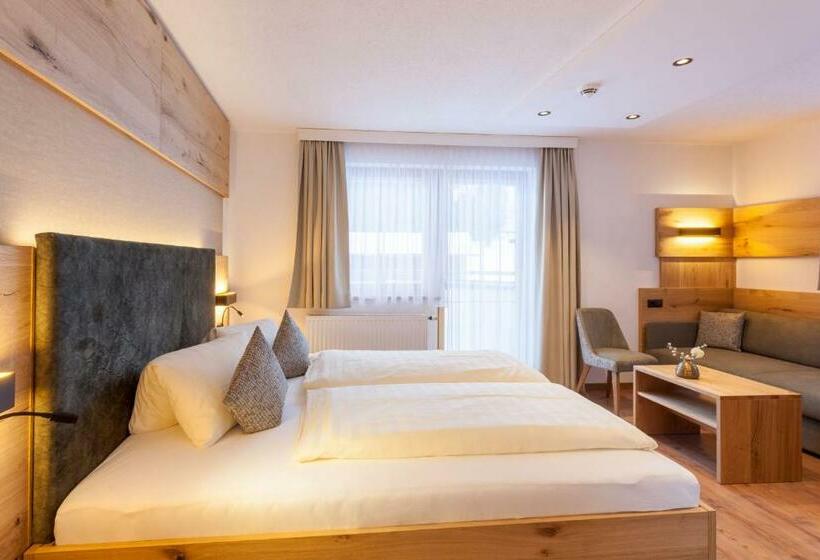 Номер Стандарт, Luggi