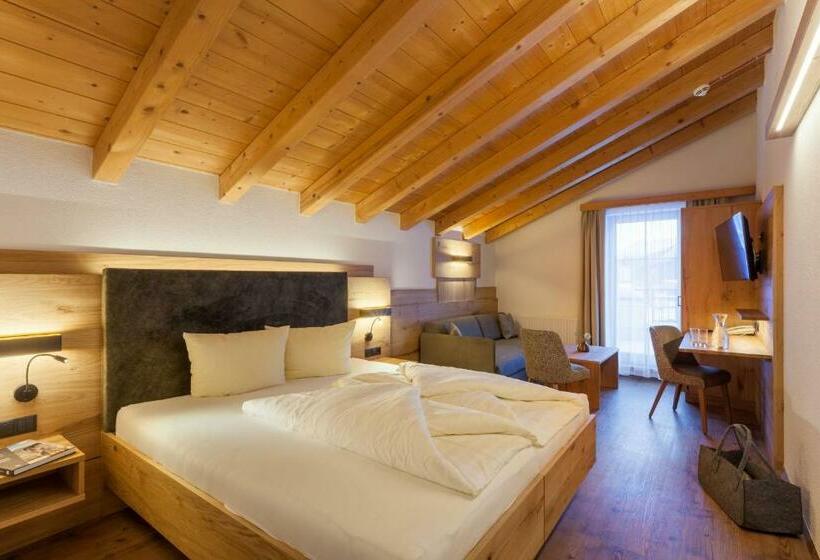 Номер Стандарт, Luggi