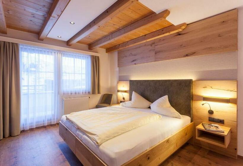 Номер Стандарт, Luggi