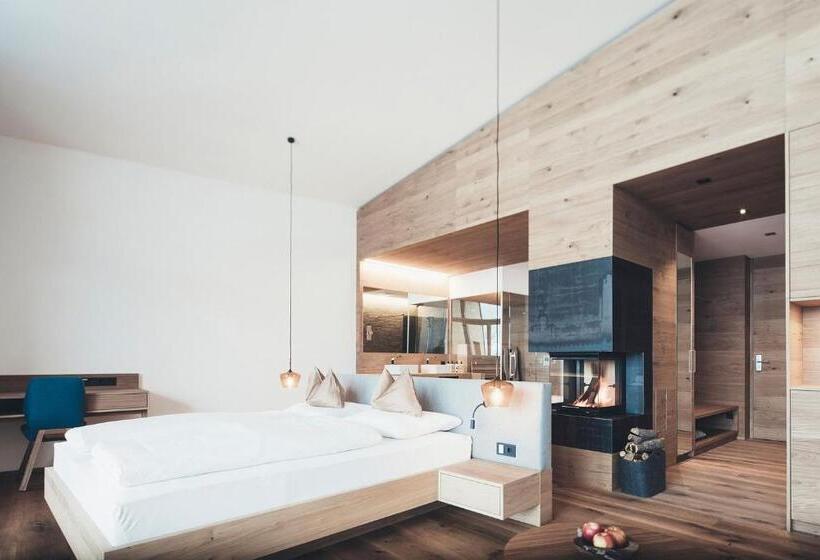 סוויטה, Nesslerhof