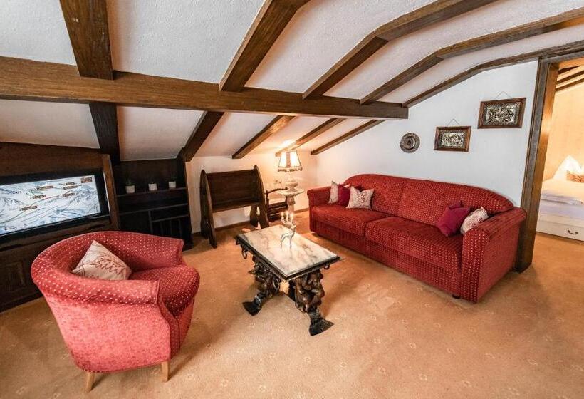 חדר סטודיו סטנדרד, Olympia