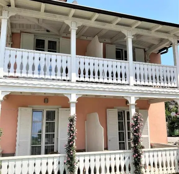 １ベッドルームアパートメント, Villa Auguste
