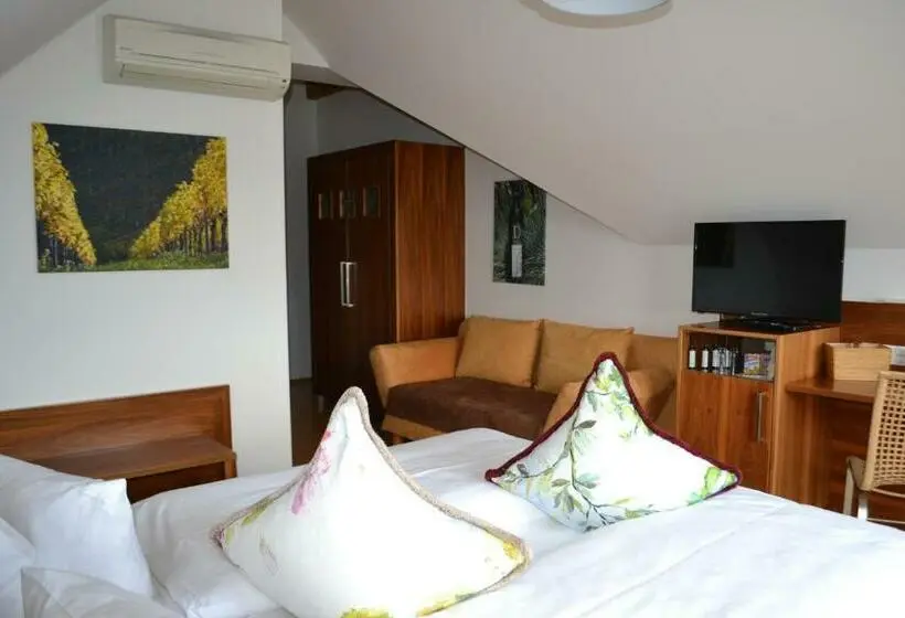 Standardzimmer mit Ausblick, Villa Rosa