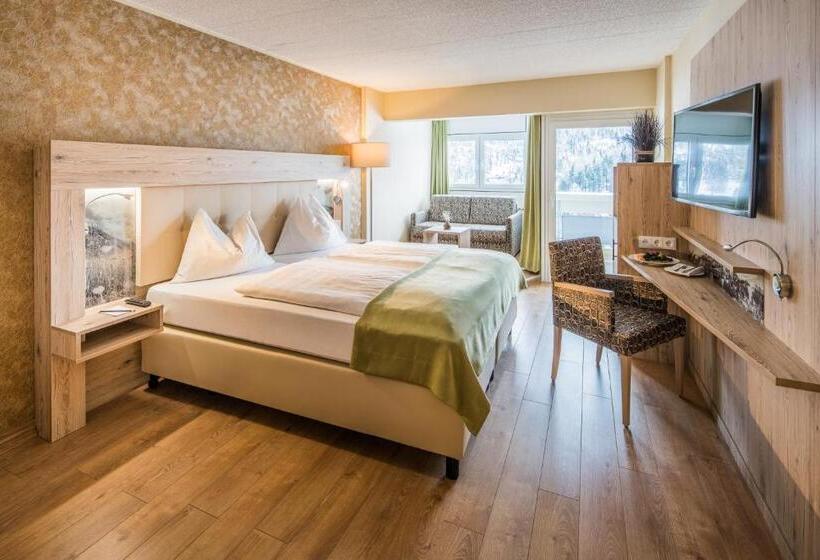 غرفة كلاسيكية مع بلكونة, Panorama Hotel Turracher Höhe