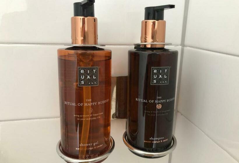 اتاق لوکس, Nine T Teen Bed And Boutique