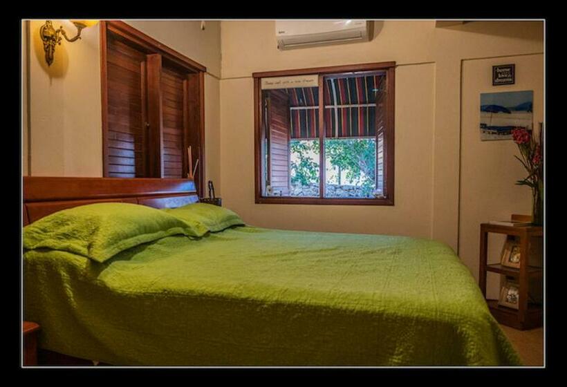 اتاق استاندارد با تخت بزرگ, Fuego Mio Bed & Breakfast