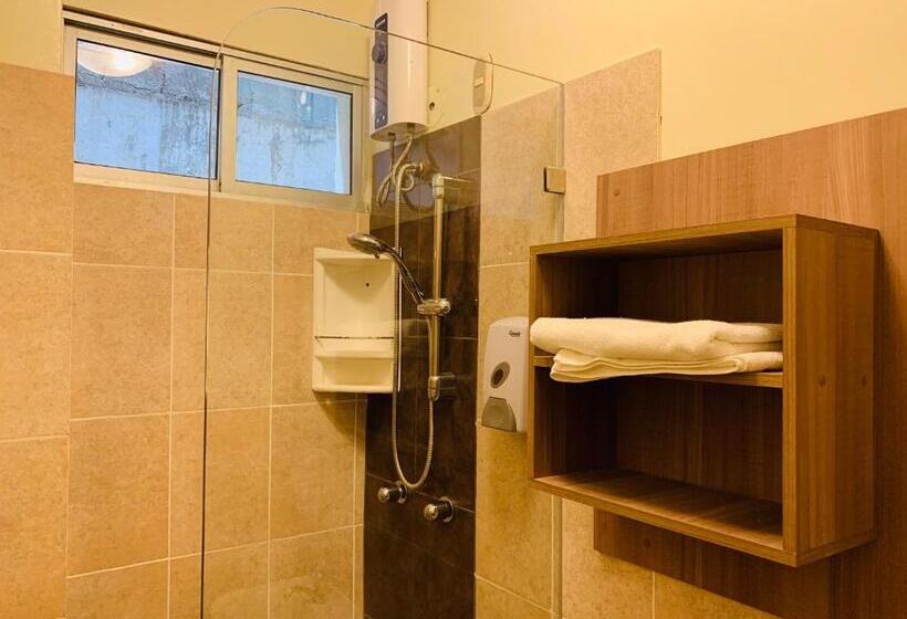 Quarto standard, San Francisco Apart