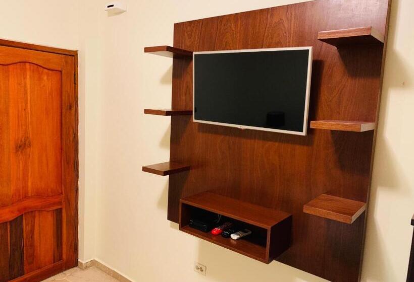 سوییت اجرایی, San Francisco Apart