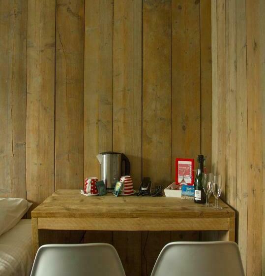 Номер Стандарт, Aan Zee