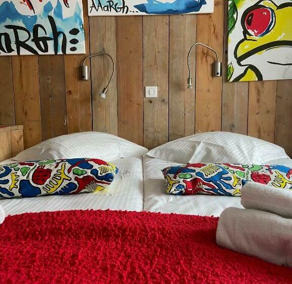 Номер Стандарт, Aan Zee