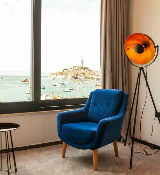 디럭스 룸 바다 전망, Delfin