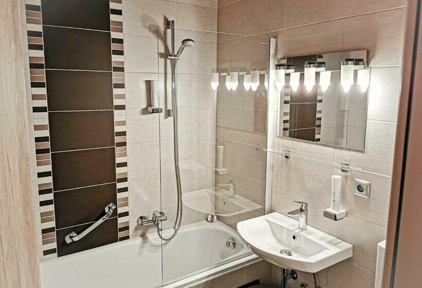 חדר משפחתי, Gasthof Schlossberghof