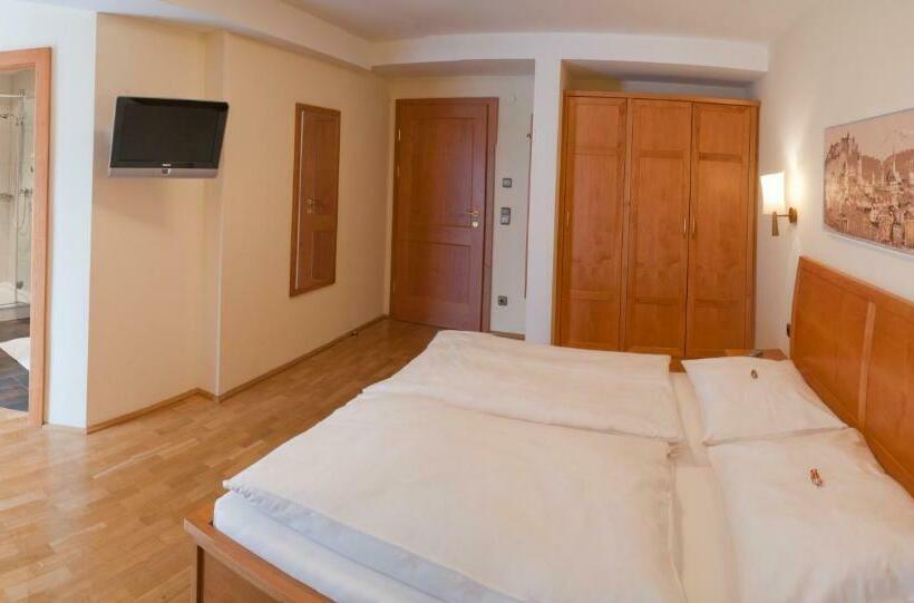 חדר סטנדרט, Gasthof Schorn