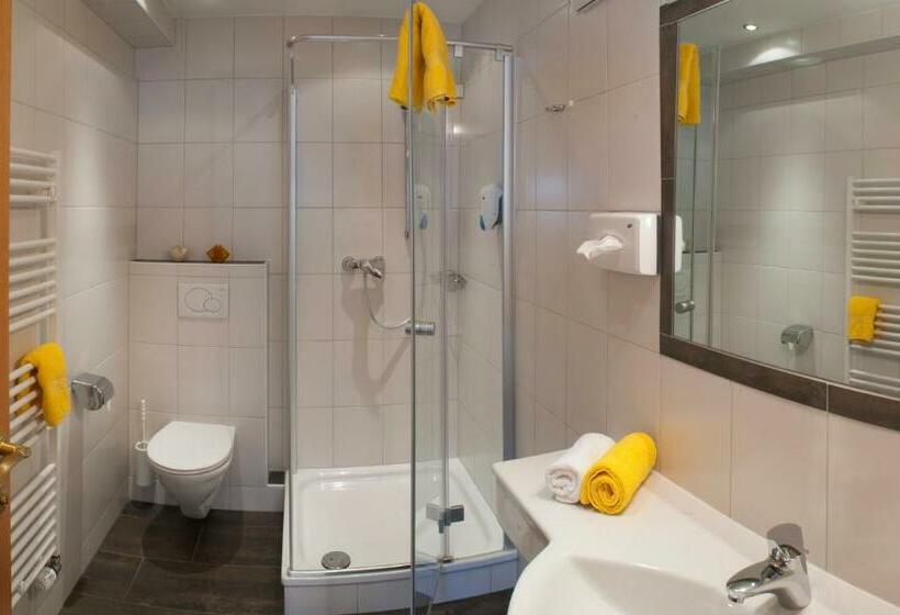 חדר סטנדרט, Gasthof Schorn