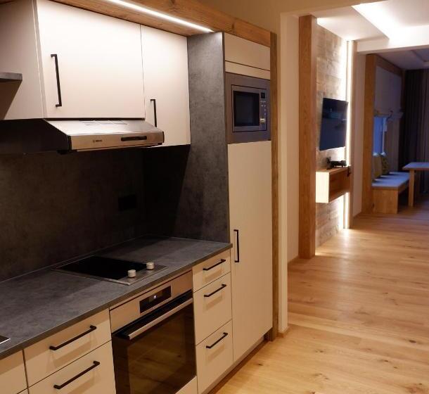 דירת חדר, Gasthof Schorn