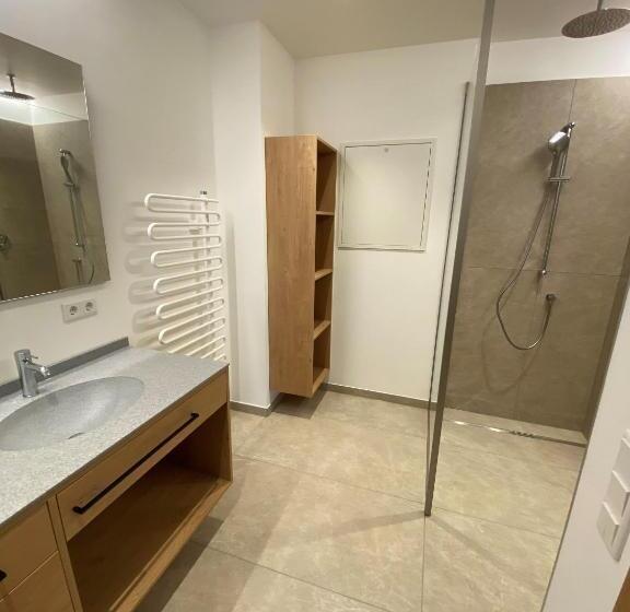 דירת חדר, Gasthof Schorn