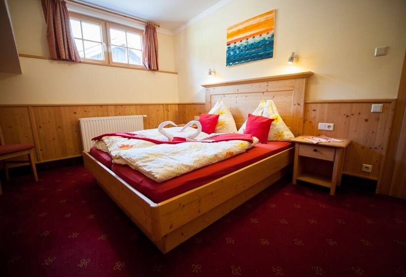 سوییت جونیور, Gasthof Walcher