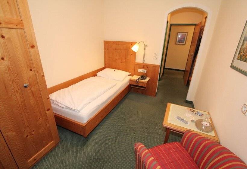 スタンダードシングルルーム, Goldener Stern