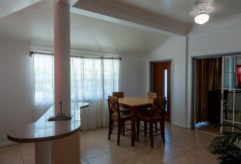 سوئیت پرزیدنت, Grand Coastal