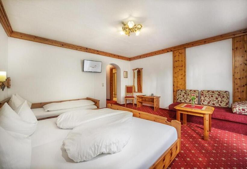 اتاق استاندارد چهارنفره با بالکن, Hubertushof