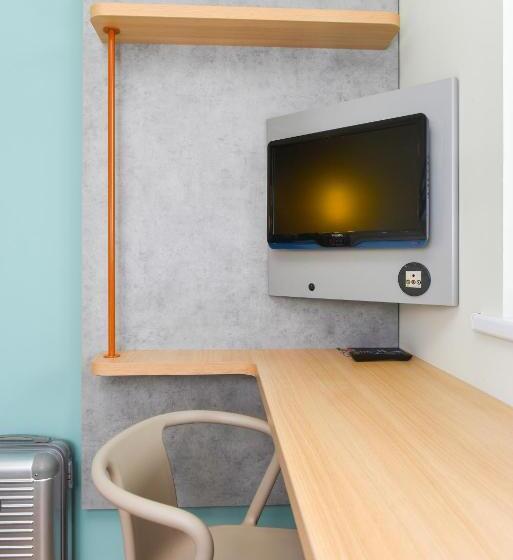 Номер Стандарт Двуспальная Кровать, Ibis Budget Charleroi Airport