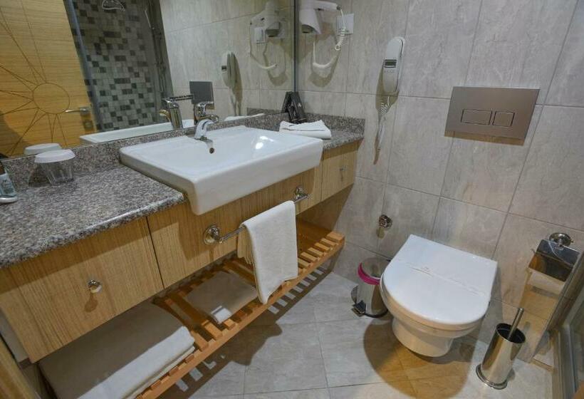 اتاق سوپریور با چشم‌انداز کوهستان, Izgrev Spa&aqua Park