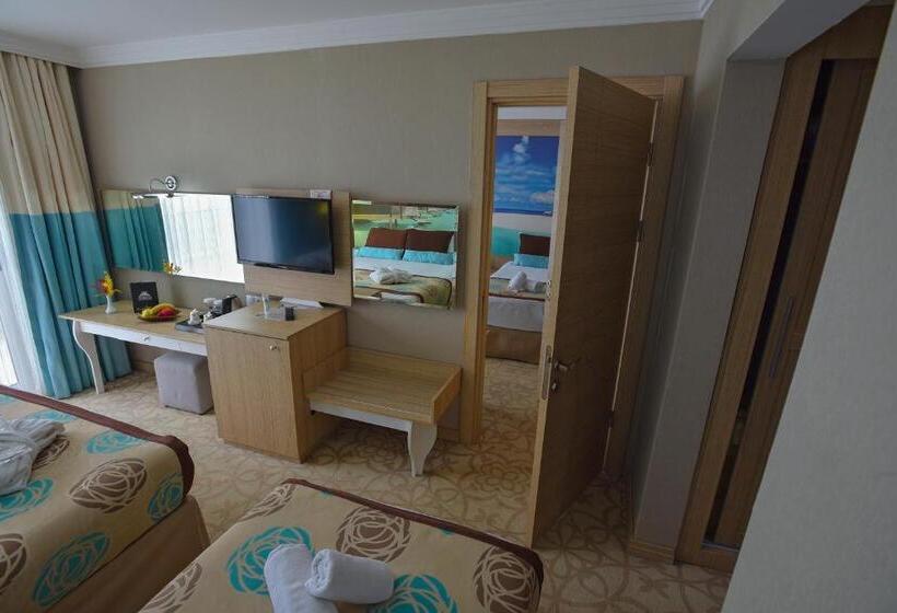 Familienzimmer, Bergblick, Izgrev Spa&aqua Park