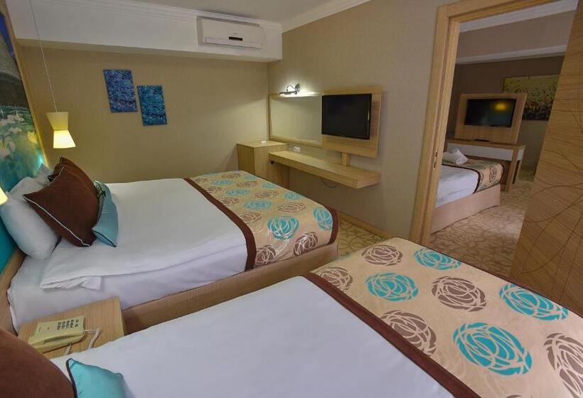 اتاق خانوادگی, Izgrev Spa&aqua Park