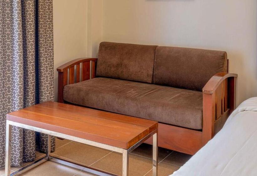 חדר דחוקס עם מיטת קינג, Mo2 Lagoon Coron