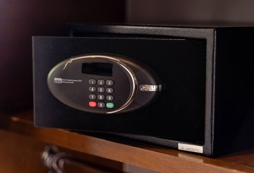 חדר סופריור, Mo2 Lagoon Coron