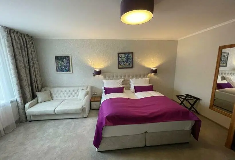 Deluxe-huone, Radetzky