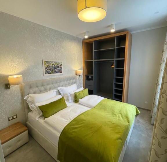 带2个卧室的公寓, Radetzky