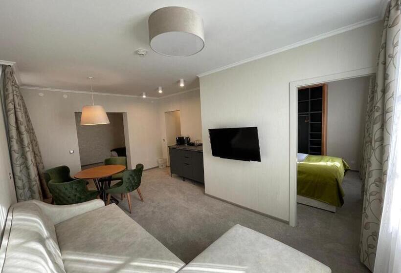 带2个卧室的公寓, Radetzky